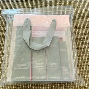 COPY - Mary Kay TimeWise Miracle Set 3D (Normal to Dry)